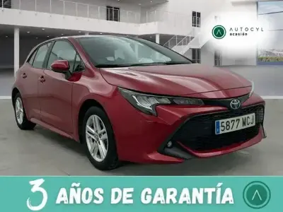Käytetty Toyota Corolla Business Edition 122 HP (89 kW) 2022 Punainen Sedan