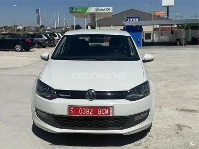 Usado VW Polo 75 CV (55 kW) 2015 Blanco Berlina
