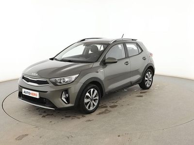 Gris Usado 2022 Kia Stonic SUV | 16.399 € (Un poco caro)