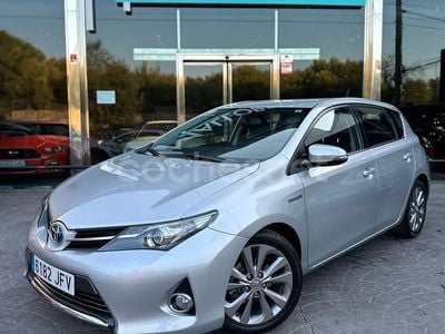 Toyota Auris Hybrid
