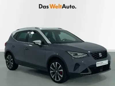Usado Seat Arona FR 116 CV (85 kW) 2024 Gris SUV