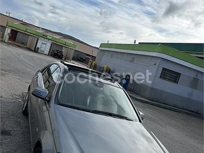 Gris / plata Usado 2011 Mercedes C220 Elegance Berlina | 9500 € (Buen precio)