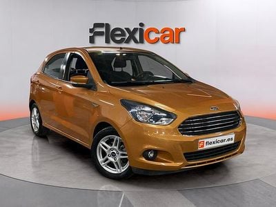 Usado Ford Ka Plus Ultimate 86 CV (63 kW) 2018 Naranja Utilitario