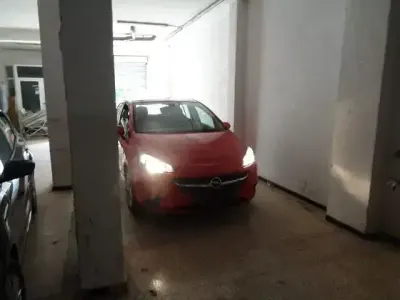 Usado Opel Corsa Selective 90 CV (66 kW) 2019 Rojo Utilitario