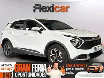 Usado Kia Sportage 136 CV (100 kW) 2023 Blanco SUV