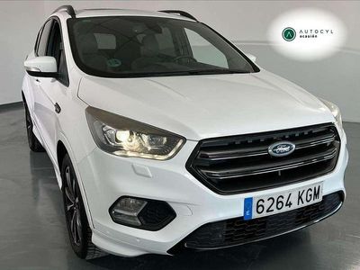 Usado Ford Kuga ST-Line 150 CV (110 kW) 2017 Blanco SUV