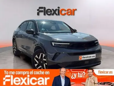 Usado Opel Mokka 136 CV (100 kW) 2025 Gris SUV