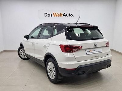 Usado Seat Arona Style 115 CV (84 kW) 2025 Blanco SUV