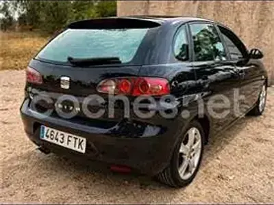 Usado Seat Ibiza Sport 100 CV (73 kW) 2007 Negro Utilitario
