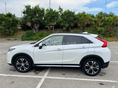 Usado Mitsubishi Eclipse Cross Motion 163 CV (119 kW) 2019 Blanco SUV