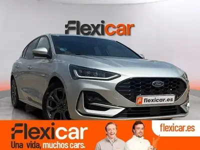 Usado Ford Focus ST-Line 125 HP (91 kW) 2023 Cinzento