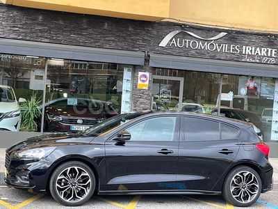 Usado Ford Focus ST-Line 125 CV (91 kW) 2021 Blanco Berlina