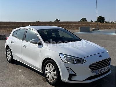Usado Ford Focus Trend 95 CV (69 kW) 2018 Blanco Berlina