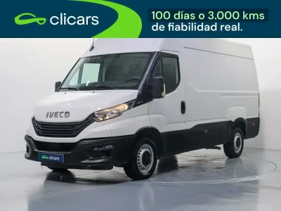 Usado Iveco Daily 156 CV (114 kW) 2023 Blanco Van