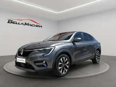 Usado Renault Arkana Intens 145 CV (106 kW) 2022 Gris SUV