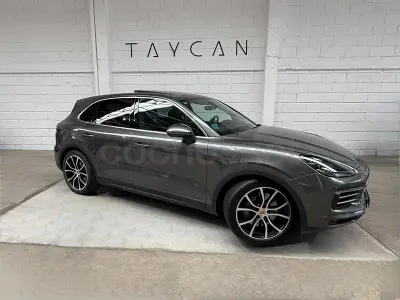 Usado Porsche Cayenne S 440 CV (323 kW) 2020 Gris / plata SUV