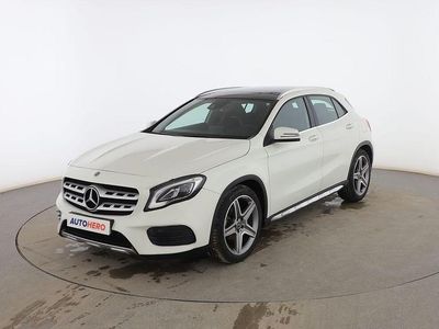 Blanco Usado 2017 Mercedes GLA200 AMG line SUV | 21.099 € (Precio justo)