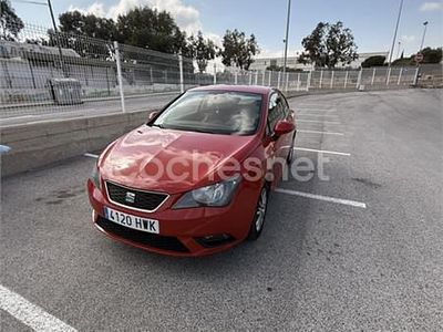 Usado Seat Ibiza SC I-Tech 70 CV (51 kW) 2014 Rojo Utilitario
