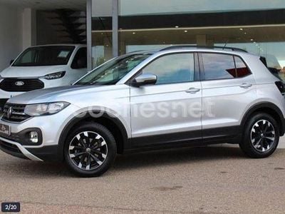 Usado VW T-Cross Advance 95 CV (69 kW) 2022 Gris / plata SUV