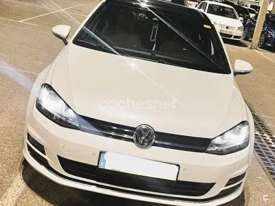 Używany VW Golf VII Advance 150 KM (110 kW) 2015 Biały Sedan/Limuzyna