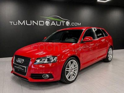 Usado Audi A3 Ambition 105 CV (77 kW) 2010 Rojo Utilitario