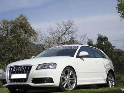 Usado Audi A3 Attraction 105 CV (77 kW) 2008 Blanco Utilitario