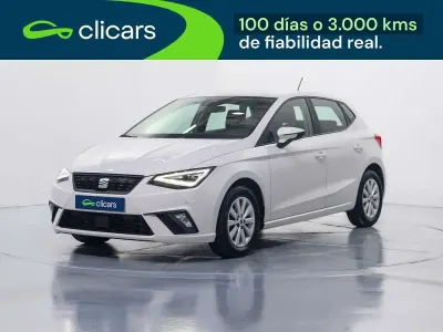 Usado Seat Ibiza Style 110 CV (80 kW) 2022 Blanco Utilitario
