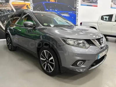 Usado Nissan X-Trail Tekna 130 CV (95 kW) 2015 Gris / plata SUV