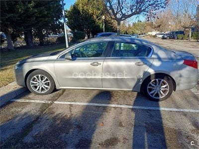 Usado Peugeot 508 Allure 163 CV (119 kW) 2013 Gris / plata Berlina