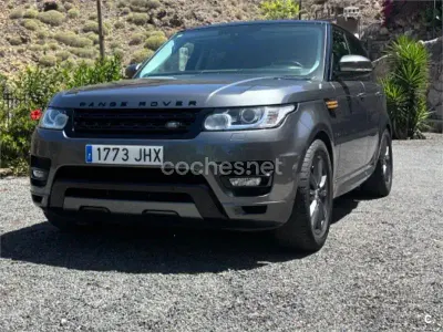 Usado Land Rover Range Rover SE 258 CV (189 kW) 2015 Gris / plata SUV