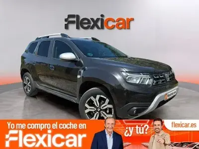 Usado Dacia Duster Comfort 115 CV (84 kW) 2022 Gris SUV