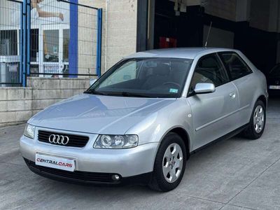 usado Audi A3 1.6 Ambiente