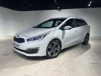 Usado Kia Ceed Sportswagon 136 CV (100 kW) 2018 Blanco Familiar