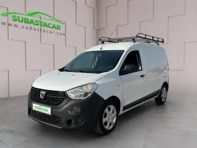 Usado Dacia Dokker Essentiel 75 CV (55 kW) 2019 Blanco Monovolumen
