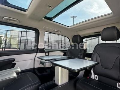 Mercedes V250