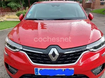 Usado Renault Arkana Techno 140 CV (102 kW) 2023 Rojo SUV