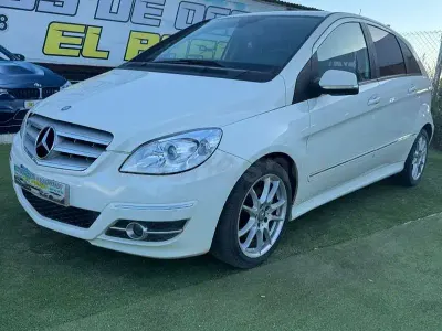 Usado Mercedes B180
