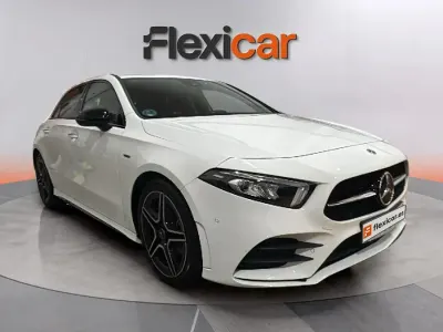 Usado Mercedes A180 116 CV (85 kW) 2022 Blanco Berlina