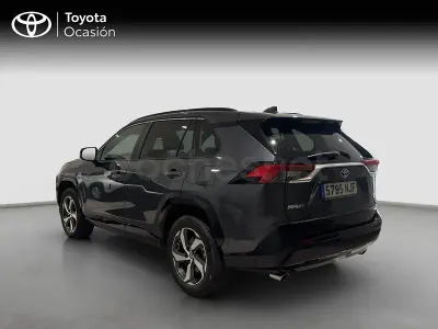 Usado Toyota RAV4 Hybrid Advance 306 CV (225 kW) 2025 Gris / plata SUV