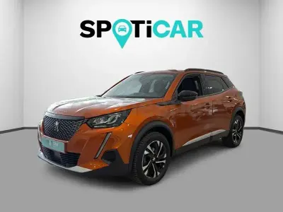 Usado Peugeot 2008 Allure 110 CV (80 kW) 2022 Naranja SUV