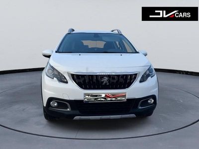 Usado Peugeot 2008 Allure 110 CV (80 kW) 2017 Blanco SUV