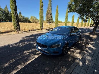 Begagnad Volvo S60 R-Design 215 HK (158 kW) 2013 Blå Sedan