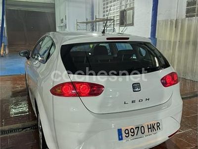 Usado Seat Leon Copa 105 CV (77 kW) 2012 Blanco Berlina