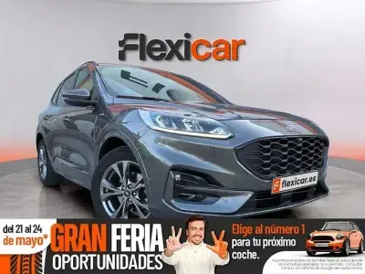 Usado Ford Kuga ST-Line 120 HP (88 kW) 2022 Cinzento SUV