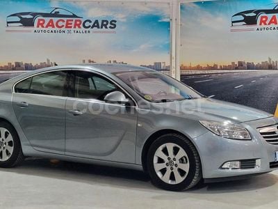 Beige Usado 2010 Opel Insignia Edition Berlina | 7995 € (Caro)