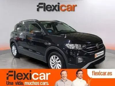 Usado VW T-Cross Advance 110 CV (80 kW) 2023 Negro SUV