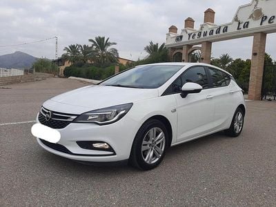 Blanco Usado 2019 Opel Astra Selective | 12.600 € (Precio justo)