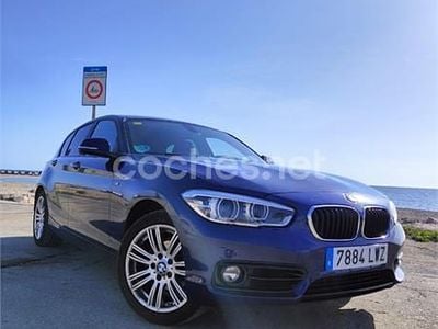 Usado BMW 118 150 CV (110 kW) 2018 Azul Utilitario