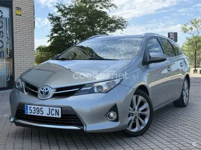 Usado Toyota Auris Hybrid