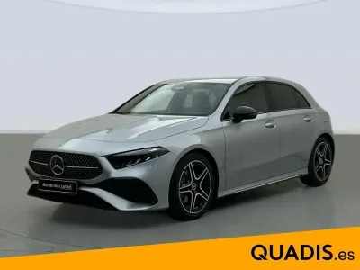Usado Mercedes A180 116 CV (85 kW) 2025 Gris plata Berlina